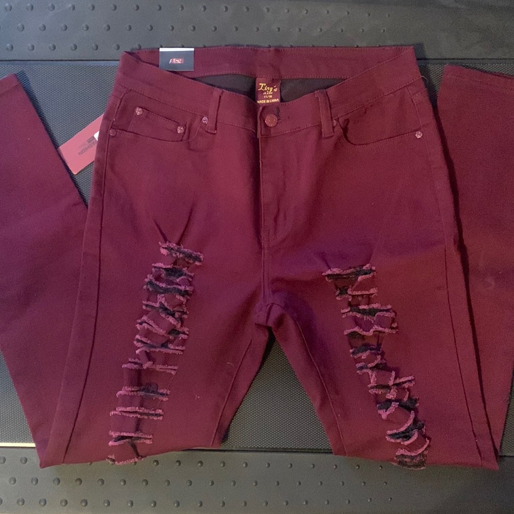 Ling’s NWT Women’s skinny Jeans
